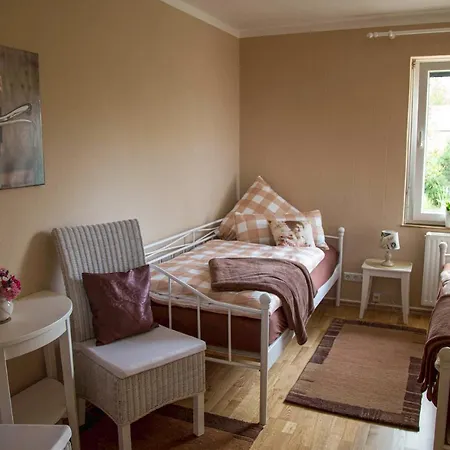 Ferienhaus Am Barfusspfad * Бад-Зобернхайм